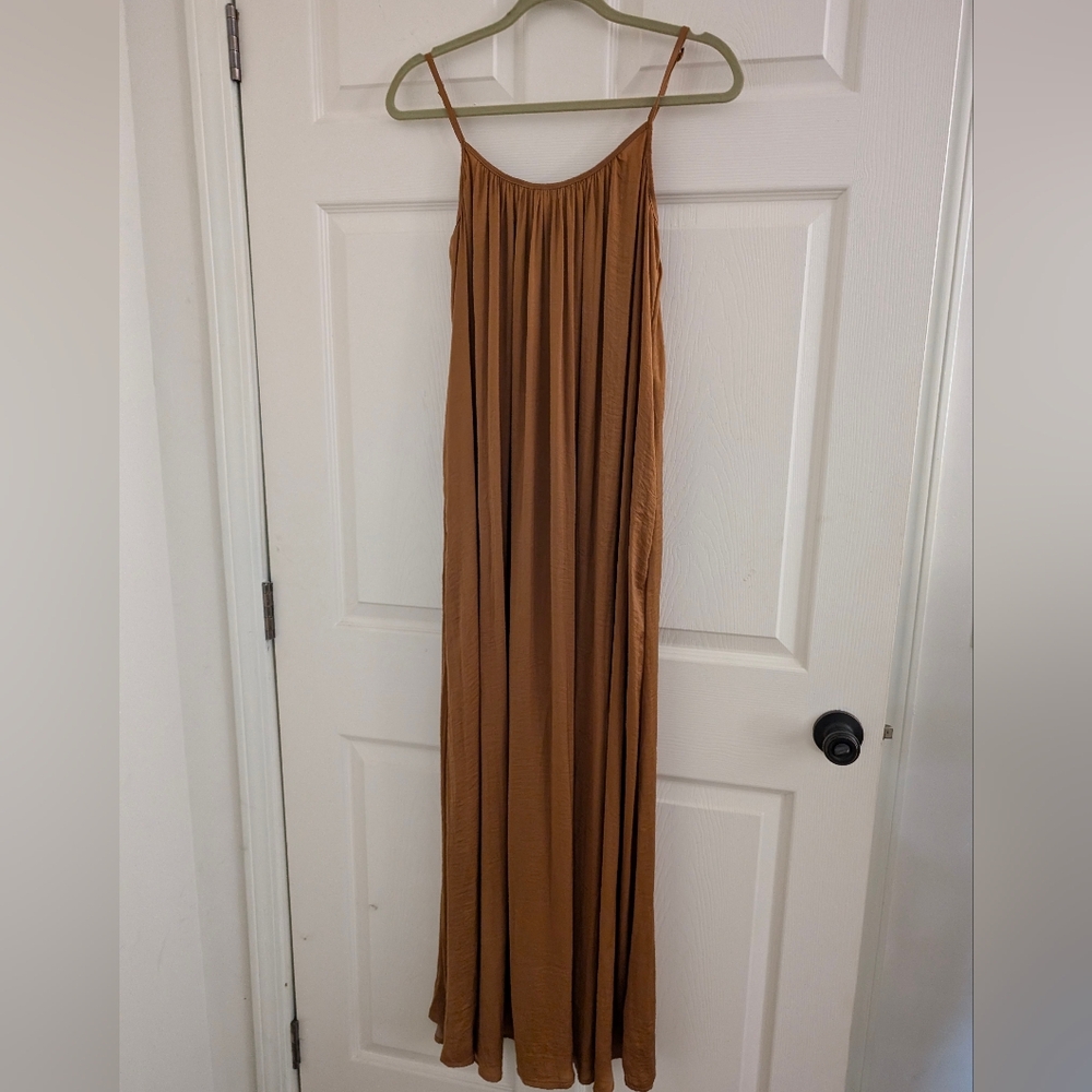 NWOT Bronze Maxi Dress and sweater